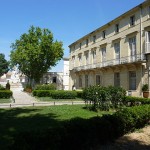 640px-226_Montpellier_La_Place_de_la_Canourgue_L'hôtel_particulier_Richer_de_Belleval